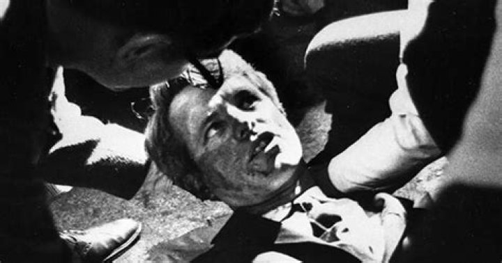 29 Shocking Photos Of Infamous Assassinations Throughout History