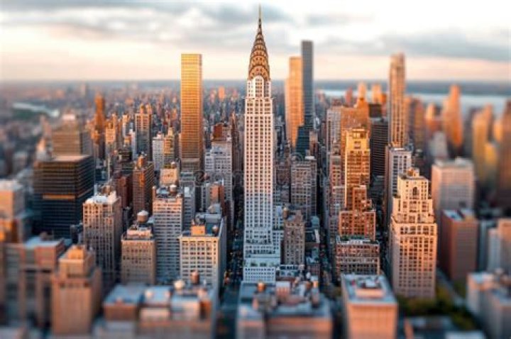 39 Stunning Shots Of Manhattan Before The Skyscrapers