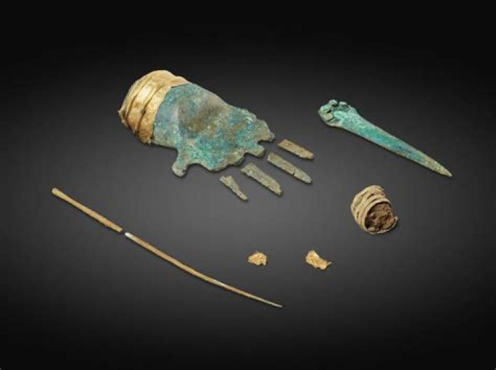44 Ancient Artifacts That Unlock The Mysteries Of Our Past