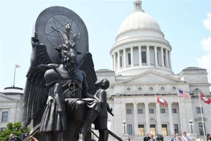 A Satanic Monument Was Just Erected In Front Of Arkansas' State Capitol