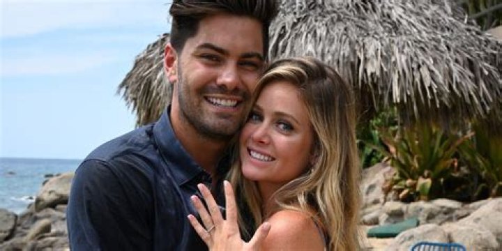 ‘Bachelor in Paradise’ Alum Hannah Godwin Defends Not Being ‘Into PDA’ With Fiance Dylan Barbour