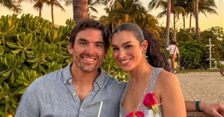 Bachelor Nation Alum Ashley Iaconetti Responds to People Who Say She ‘Canceled’ Hannah Brown 