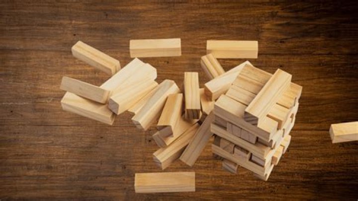 Cardi B Knocking Down Jenga Blocks for Fun While Quarantining Is a Whole Mood: ‘Day 3’