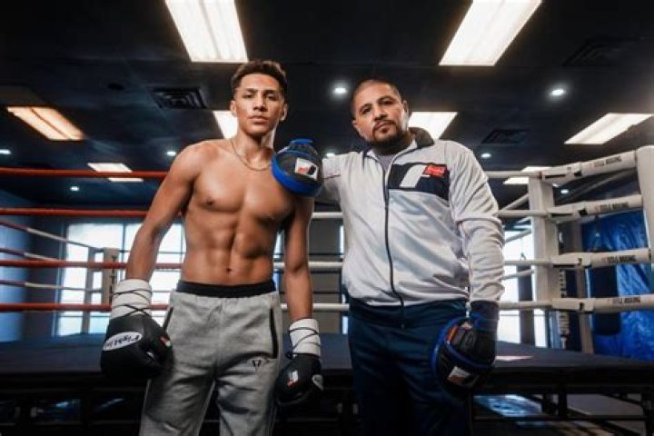 Emiliano Vargas Age | Wiki, Net worth, Bio, Height, Girlfriend?