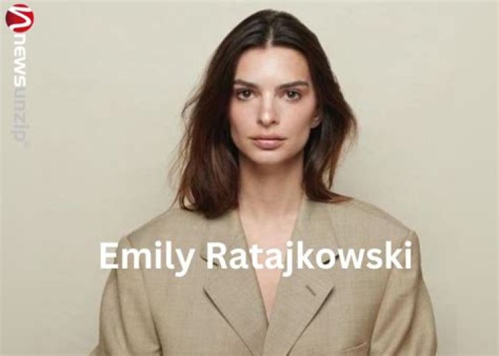 Emily Ratajkowski Height, Weight, Measurements, Age, Husband, Parents, Ethnicity, Net worth & More