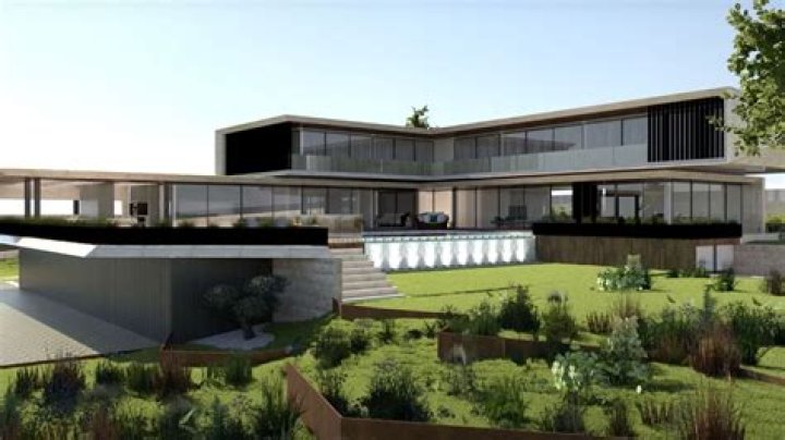 Garden Answer Net Worth and Earnings
