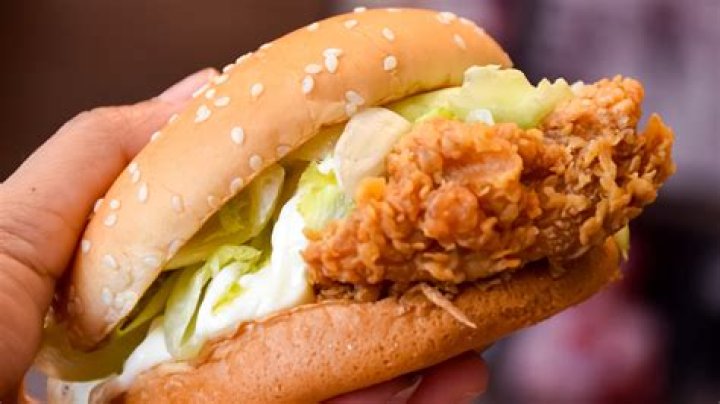 How Colonel Sanders Turned A Gas Station Into A Fast Food Empire