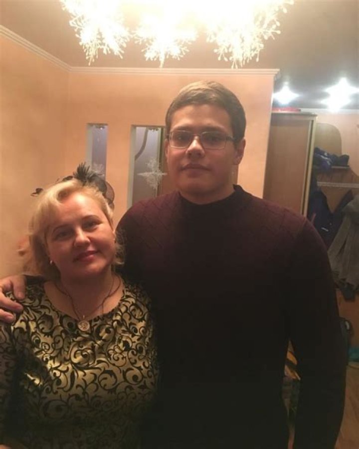 How old is Aleksandr Beziazykov (Schoolboy)?