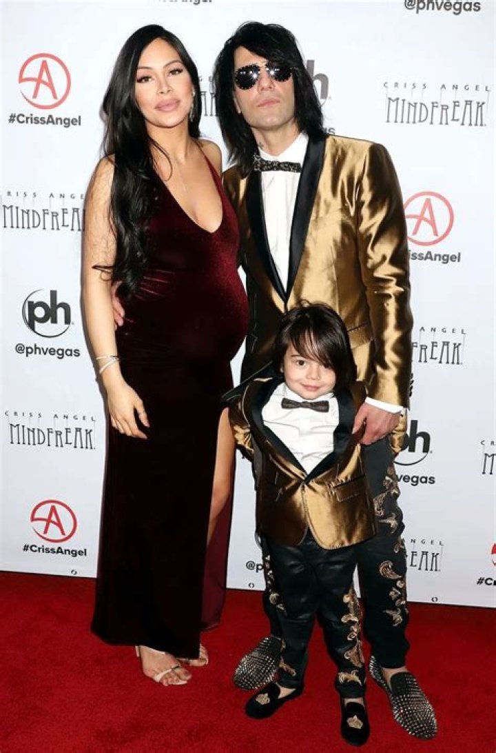 How tall is Criss Angel