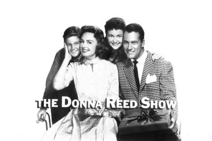 How tall is Donna Reed