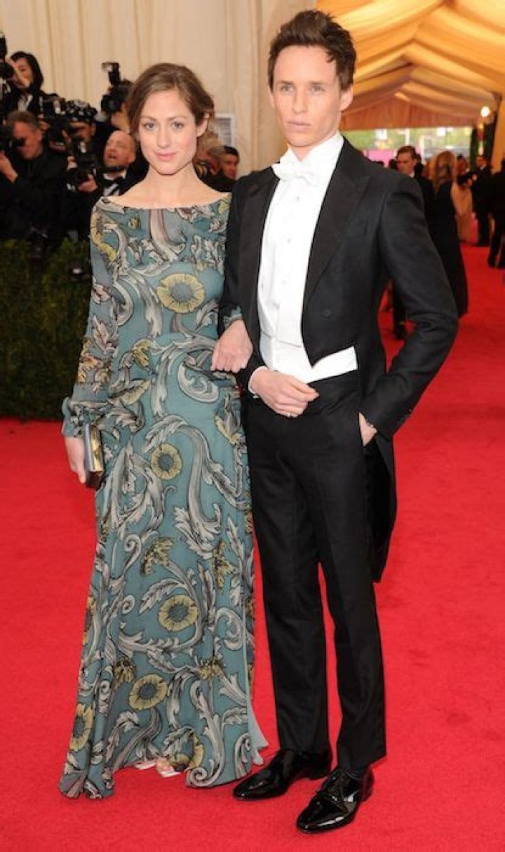 How tall is Eddie Redmayne