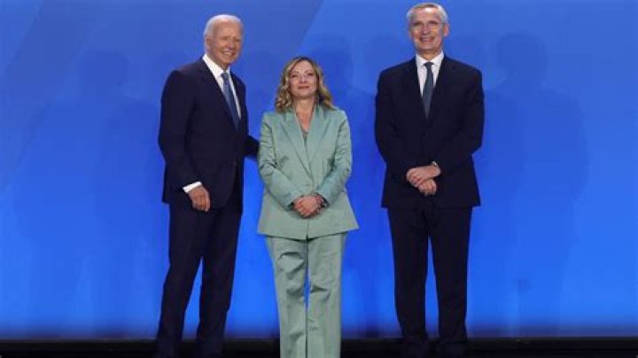 How tall is Giorgia Meloni