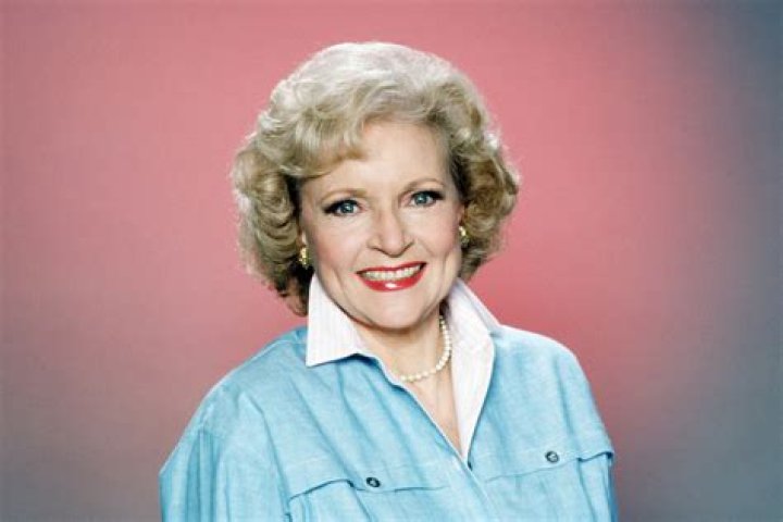 How tall was Betty White