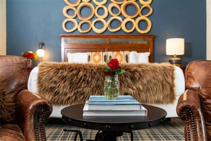 Inside Mammoth’s Sierra Nevada Resort: Reimagined Old Hollywood Hotel Comes Back to Life