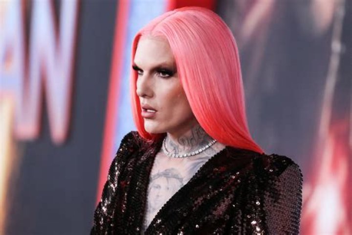 Jeffree Star’s Net Worth Will Make Your Knees Weak, So You Might Want to Sit Down