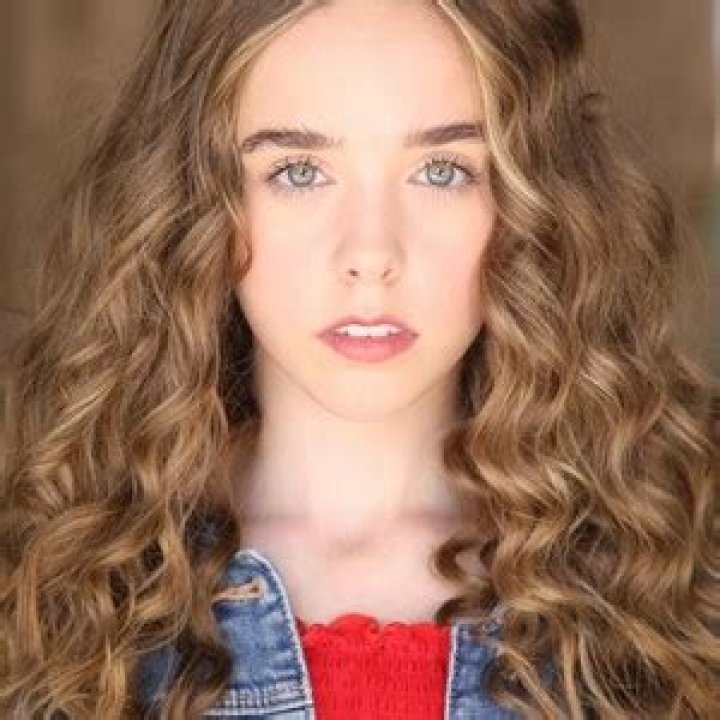 Jenna Davis Age | Wiki, Net worth, Bio, Height, Boyfriend?
