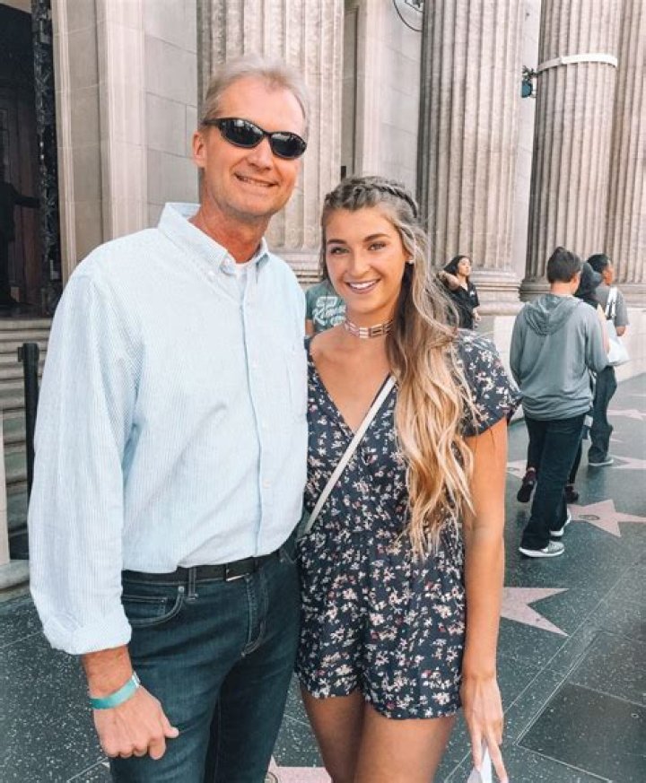 Katie Betzing Age | Fiance of Josh Brueckner, Wiki, Net worth, Bio, Height|