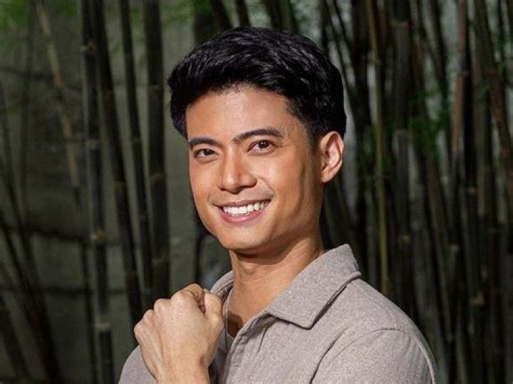 Mikael Daez