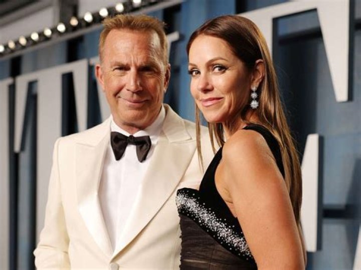 Patricia Brown Wiki (Jeff Beck's Ex-Wife) Age, Children, Net Worth, Family, Biography & More