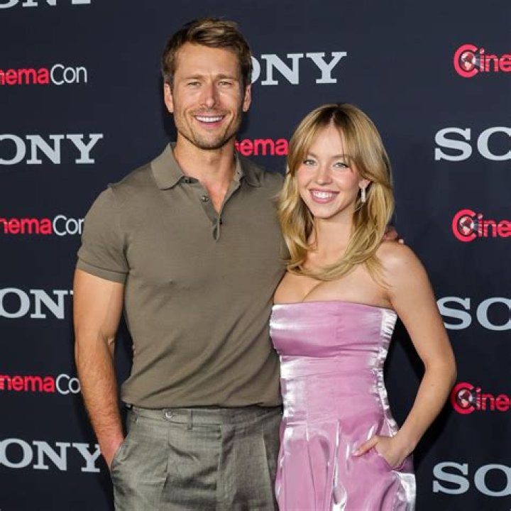 Pic: See Tim Tebow Shirtless, With a Tire; Dishes on His Ideal Girlfriend