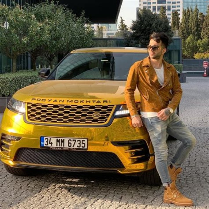 Pooyan Mokhtari Bio | Age, Wiki, Net worth, Height, Girlfriend?|