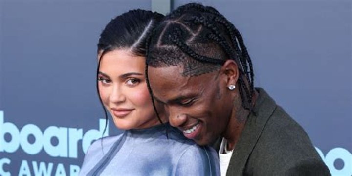 Travis Scott Intentionally Avoiding Kylie Jenner One Month Before Her Due Date (REPORT)