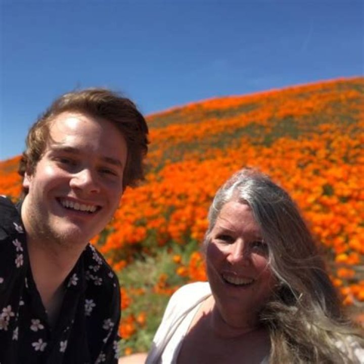 Tucker Reynolds Age | Wiki, Net worth, Bio, Height, Girlfriend?