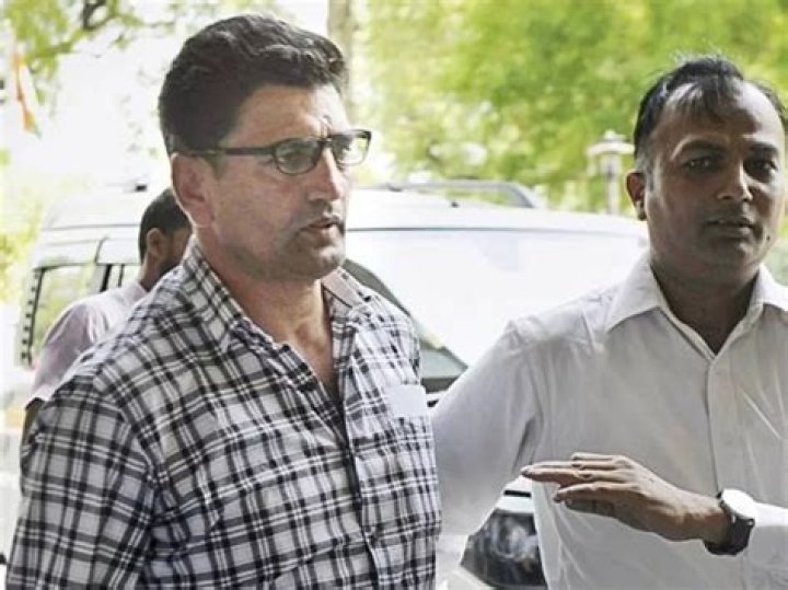 Who is Bitta Karate [Farooq Ahmed Dar]? Wiki, Biography, Age, Wife, Parents, Kashmir Cases, News & More