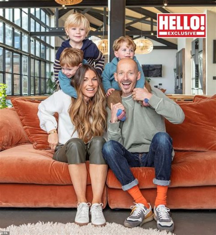 Who Is Jessica Holmes? Wiki, Age, Net Worth, Kids, Family & Facts About Jonnie Irwin's Wife