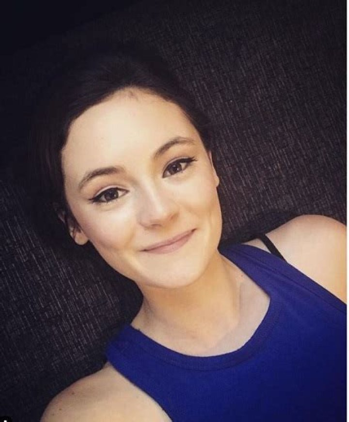 Who is Lea Van Acken? Wiki, Biography, Parents, Ethnicity, Age, Height, Net worth, Boyfriend & More