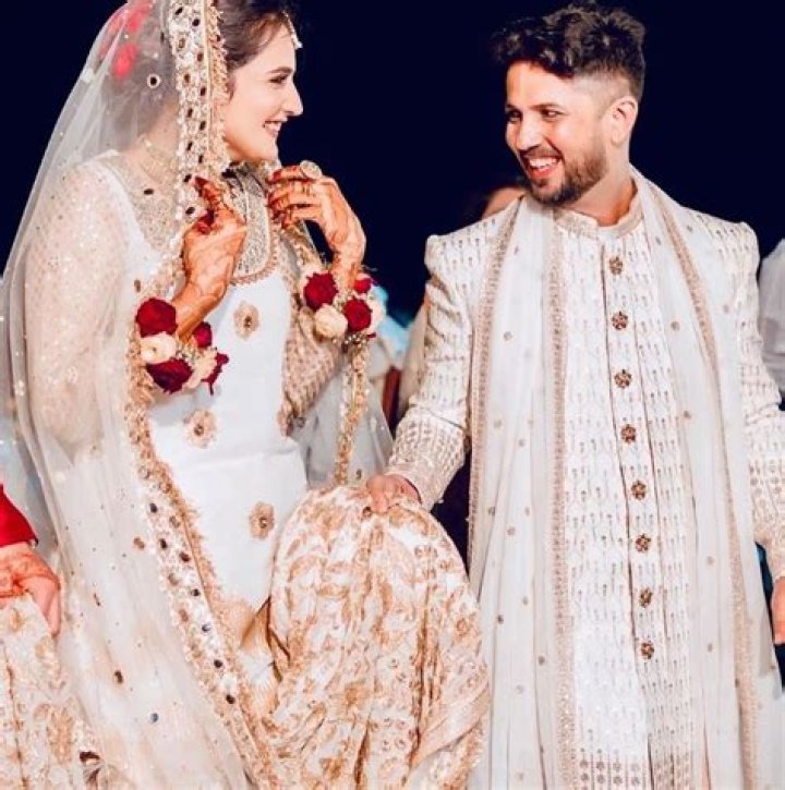 Who is Riya Kishanchandani? Wiki, Age, Parents, Husband, Religion, Height, BIO