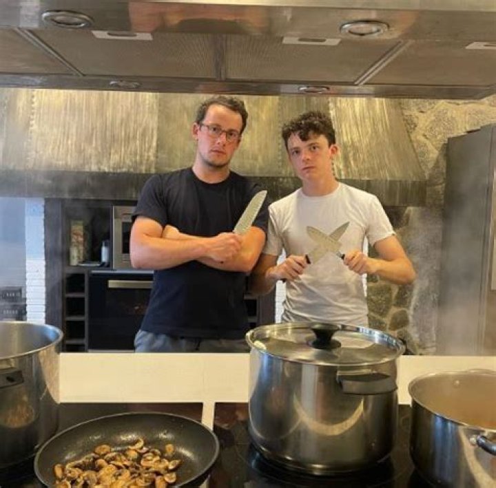 Who is Sam Holland? Wiki, Biography, Age, Height, Girlfriend, Parents, Ethnicity, Net worth & More